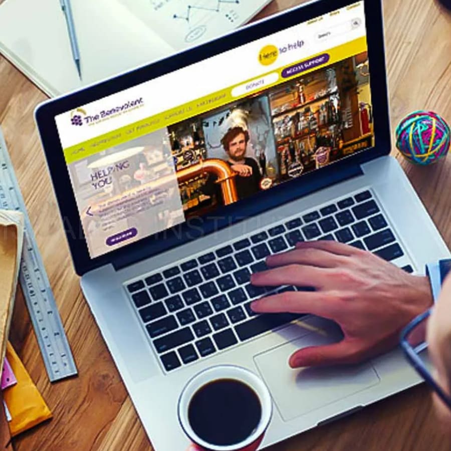Diseño Landing Page Pamplona